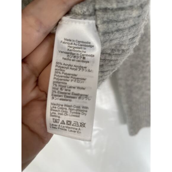 J.Crew Classic V-neck Cardigan Sweater Extra Soft Gray Yarn Wool Blend M - Picture 5 of 7